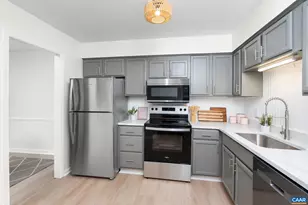 1511 Westfield Ct, Charlottesville, VA 22901 - Photo 17