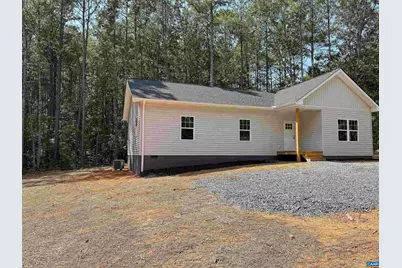 197 Slate River Trl, Arvonia, VA 23004 - Photo 3