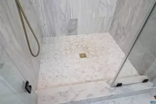 329 Carrsbrook Dr, Charlottesville, VA 22901 - Photo 25