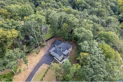 329 Carrsbrook Dr, Charlottesville, VA 22901 - Photo 73