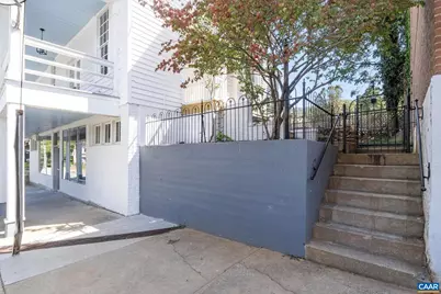 622 Front St, Lovingston, VA 22949 - Photo 9