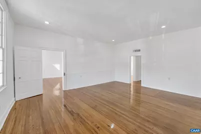 622 Front St, Lovingston, VA 22949 - Photo 17