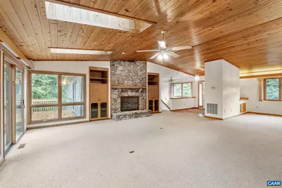 710 Sharps Creek Rd, Scottsville, VA 24590 - Photo 9