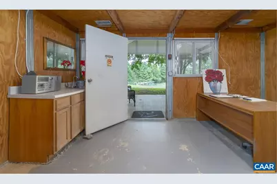 9195 Springwood Rd, Buchanan, VA 24066 - Photo 47
