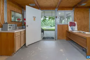 9195 Springwood Rd, Buchanan, VA 24066 - Photo 47