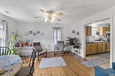 485 Valley St, Scottsville, VA 24590 - Photo 15