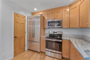 118 Roy's Pl, Charlottesville, VA 22902 - Photo 17