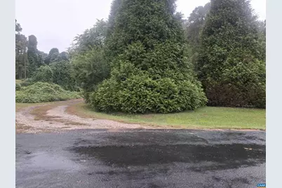 220 Camden St, Dillwyn, VA 23936 - Photo 15