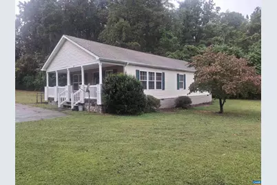 220 Camden St, Dillwyn, VA 23936 - Photo 3