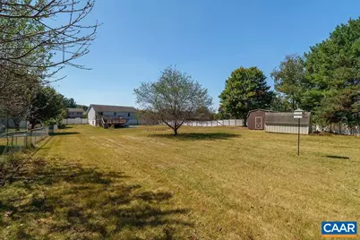 197 Sherwood Dr, Waynesboro, VA 22980 - Photo 43