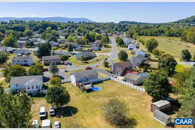 197 Sherwood Dr, Waynesboro, VA 22980 - Photo 21