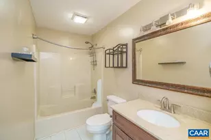 197 Sherwood Dr, Waynesboro, VA 22980 - Photo 15