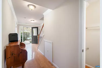 106 Melbourne Prk #F, Charlottesville, VA 22901 - Photo 3