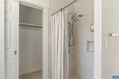 1915 E Market St #3, Charlottesville, VA 22902 - Photo 41