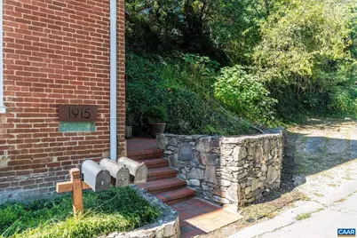 1915 E Market St #3, Charlottesville, VA 22902 - Photo 7