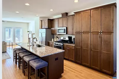 133 Junction Ln, Charlottesville, VA 22902 - Photo 5