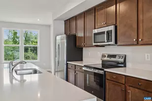 5990 Cling Ln, Crozet, VA 22932 - Photo 5