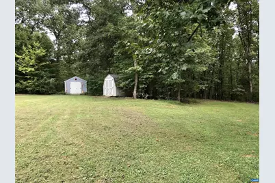 9702 Hatton Ferry Rd, Scottsville, VA 24590 - Photo 17