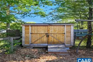 611 Shamrock Rd, Charlottesville, VA 22903 - Photo 9