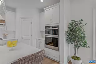 21 Fowler St, Charlottesville, VA 22901 - Photo 11