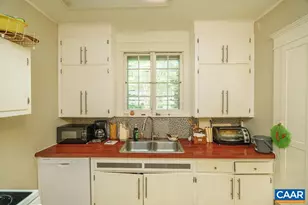 2405 Jefferson Park Ave, Charlottesville, VA 22903 - Photo 11