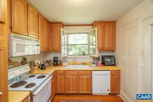 2405 Jefferson Park Ave, Charlottesville, VA 22903 - Photo 25