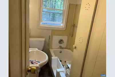 8203 Chestnut Grove Rd, Esmont, VA 22937 - Photo 11