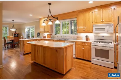 1549 Reynovia Dr, Charlottesville, VA 22902 - Photo 15