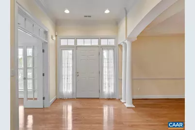 1132 Courtyard Dr, Charlottesville, VA 22903 - Photo 5