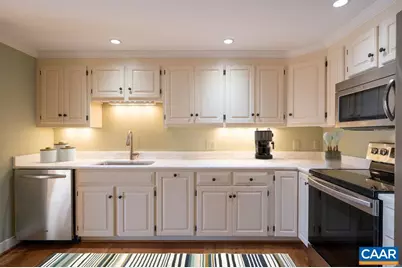 253 East Jefferson St, Charlottesville, VA 22902 - Photo 7