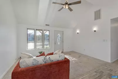 874 James River Rd, Scottsville, VA 24590 - Photo 9