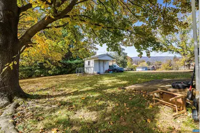 613 6th St, Shenandoah, VA 22849 - Photo 37