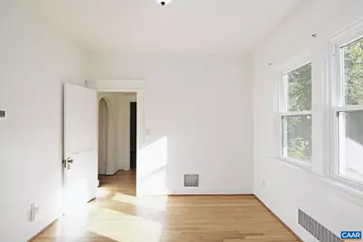 201 Cleveland Ave, Charlottesville, VA 22903 - Photo 3