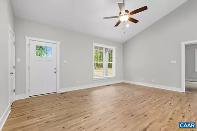 1646 Jerusalem Church Rd, Scottsville, VA 23921 - Photo 3