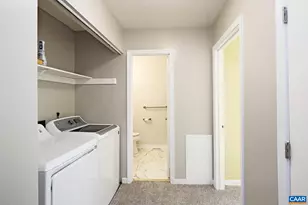 964 Sutton Ct, Charlottesville, VA 22901 - Photo 15