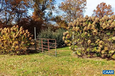 325 Old Roseland Rd, Roseland, VA 22967 - Photo 11