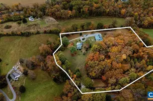 325 Old Roseland Rd, Roseland, VA 22967 - Photo 5