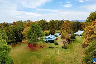 325 Old Roseland Rd, Roseland, VA 22967 - Photo 3