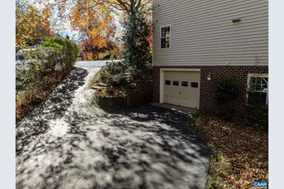 1018 Ashby Pl, Charlottesville, VA 22901 - Photo 57