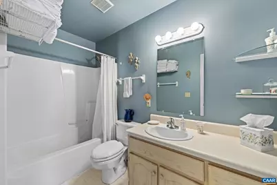 1018 Ashby Pl, Charlottesville, VA 22901 - Photo 33