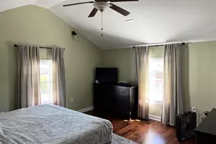 211 NW 5th St, Charlottesville, VA 22903 - Photo 9