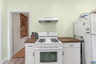 564 N Bath Ave, Waynesboro, VA 22980 - Photo 11