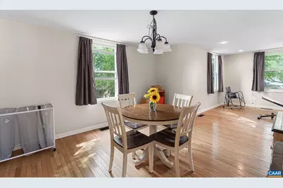 564 N Bath Ave, Waynesboro, VA 22980 - Photo 3