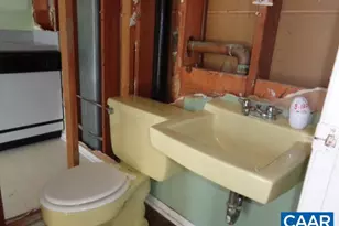 1904 Inglewood Dr, Charlottesville, VA 22901 - Photo 7