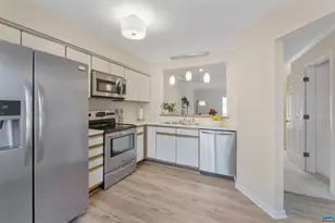 1265 Maple View Dr, Charlottesville, VA 22902 - Photo 9