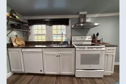 7559 Esmont Rd, Esmont, VA 22937 - Photo 9