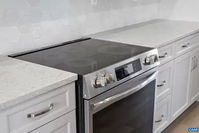 5010 Lindley Pl, Charlottesville, VA 22901 - Photo 15