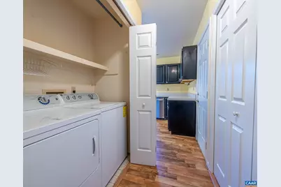 1381 Gristmill Dr, Charlottesville, VA 22902 - Photo 9