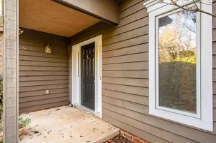 1381 Gristmill Dr, Charlottesville, VA 22902 - Photo 5