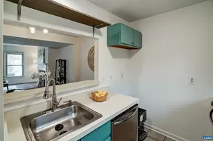 1594 Garden Ct, Charlottesville, VA 22901 - Photo 7